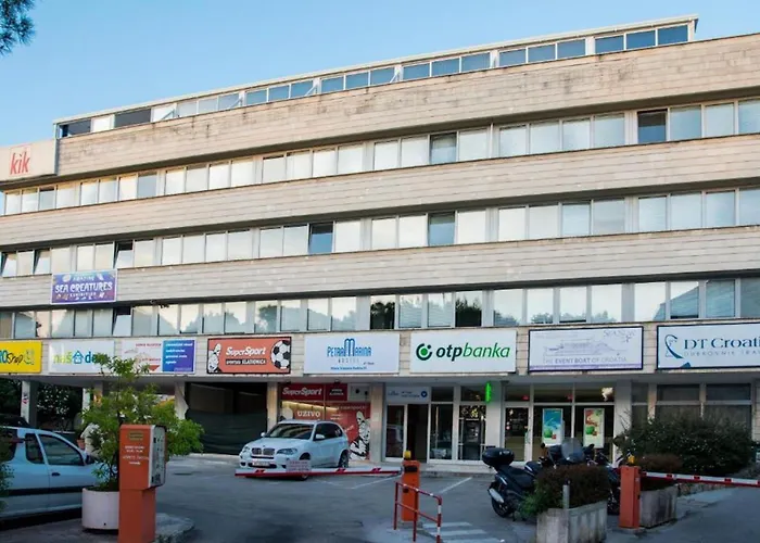 Herberg: Hostel Petra Marina