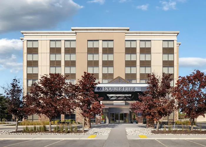 Dog friendly hotels Doubletree By Hilton Kitchener