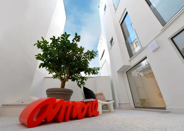 Hotel: All'ombra
