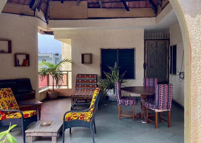 Le Colibri Guesthouse