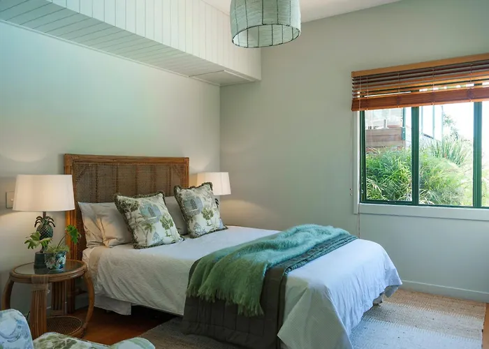 House Of Pania Bnb, Clifftop Retreat With Soul