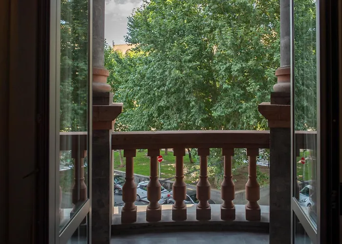 Tufenkian Historic Yerevan Hotel
