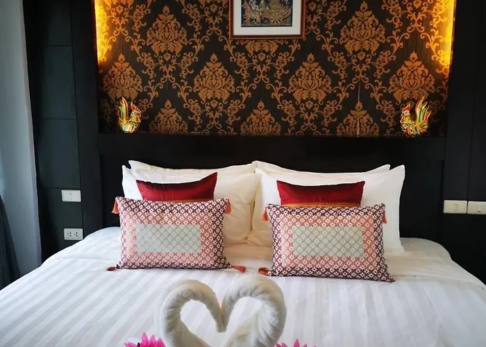 Hotel: Elephant Room