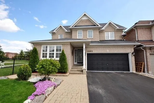 Sunroom House - 4 Bedrooms