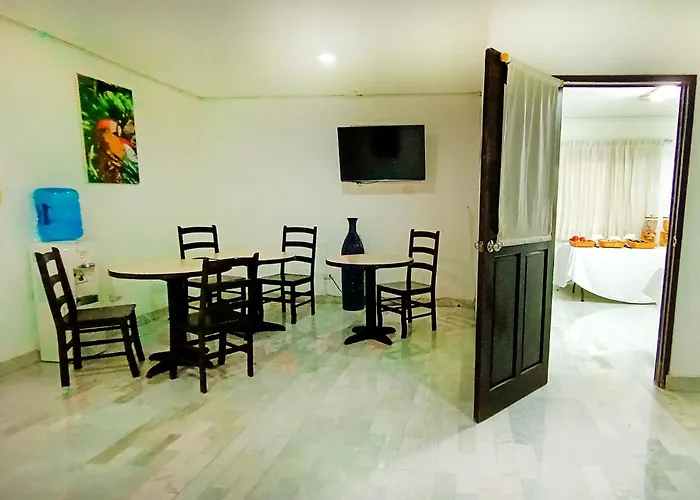 Hotel 3 estrelas: Hotel Imperial Laguna Faranda Cancun