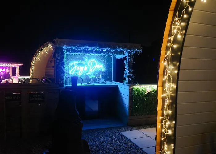 Tan Y Bryn Glamping