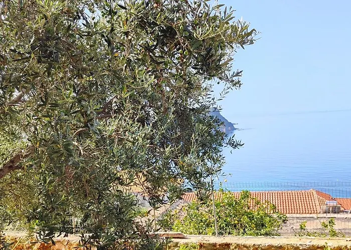 Villa Tato: Horizon Haven With Panoramic Sea Views In .