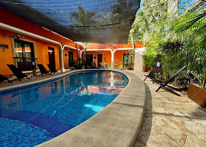  El Zaguán Colonial By Guru