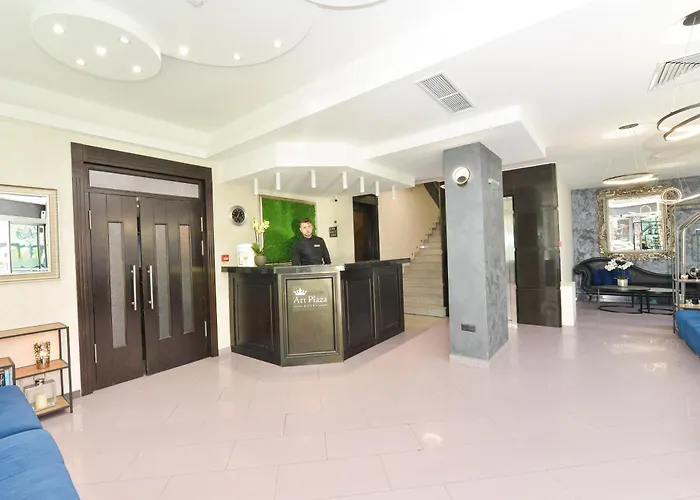 Logement: Art Plaza Hotel