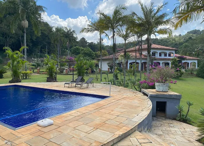 Aluguéis de temporada: Espaço Eslovaquia - Casarão com Piscina, Paz e Conexão com a Natureza