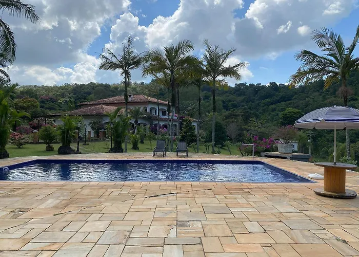 Aluguéis de temporada: Espaço Eslovaquia - Casarão com Piscina, Paz e Conexão com a Natureza