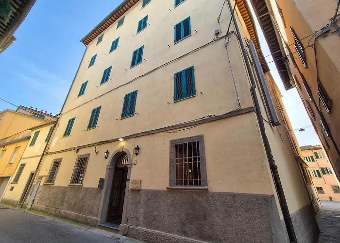 Albergo centrale: Helvetia Pisa Tower