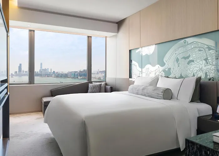  Hyatt Centric Victoria Harbour