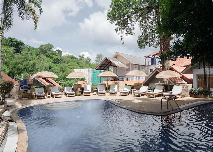 Dog friendly hotels Club Bamboo Boutique Patong Beach