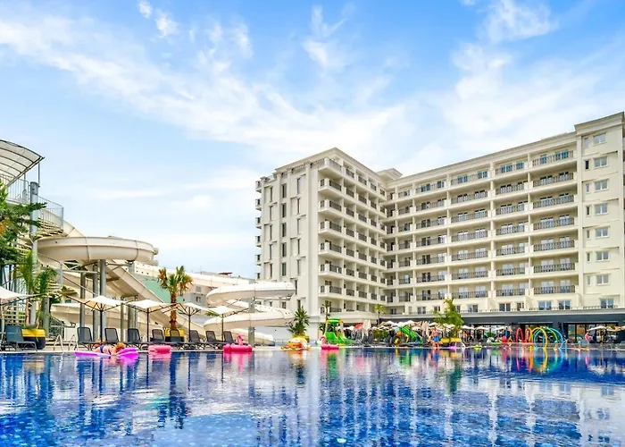 Bonita Luxury Resort & Spa
