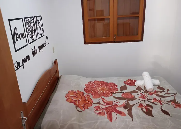 Hotel com pingue-pongue: Chalés e suítes lima