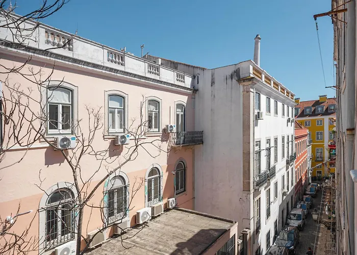 Albergo centrale: Local House Lisbon