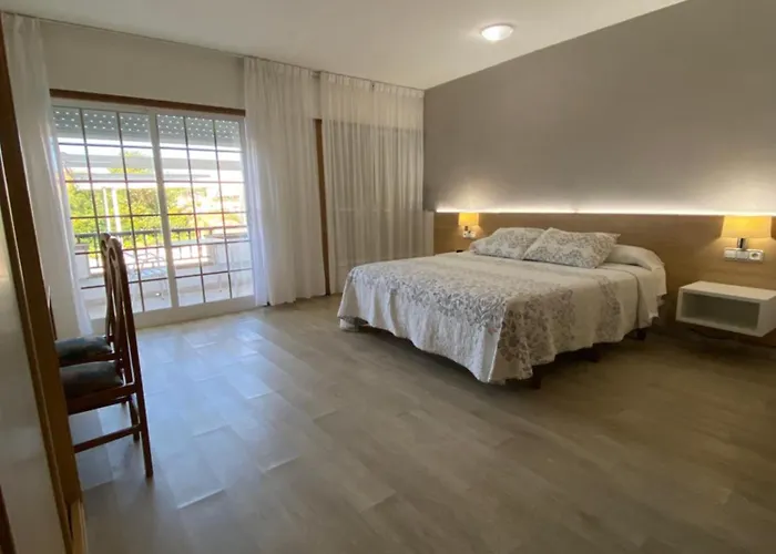 Hotel Riveiro II