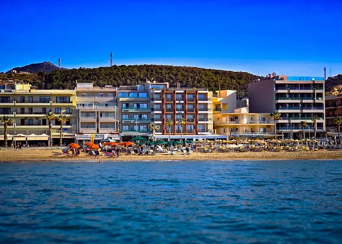 Theo Beach Apartments