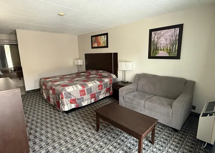 Fort York Motel