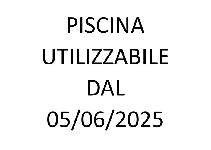 Hotel con piscina: Tenuta Orsanese