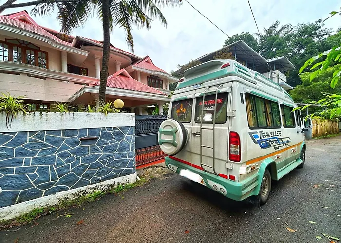 Pet Friendly hotel: La Casa Trivandrum 4 Bhk Ac Luxury Villa At City Centre, Just 5 Kms From Airport & 3 Kms To Trivandrum Railway Station