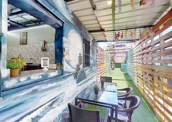 Hotel Tau Art Residence