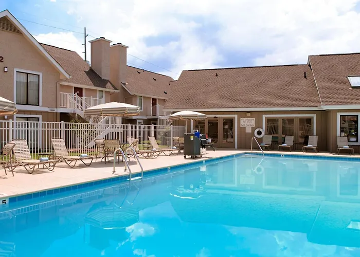 Residence Inn By Marriott Airport