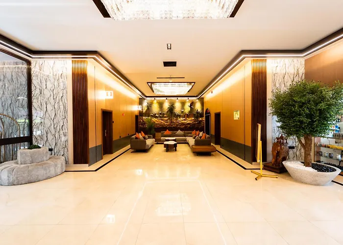 Hotel barato: Grand Astoria Hotel
