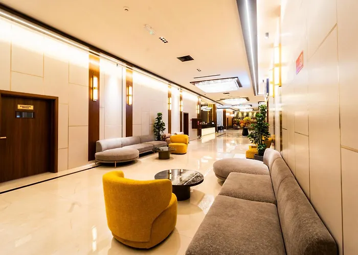 Hotel barato: Grand Astoria Hotel