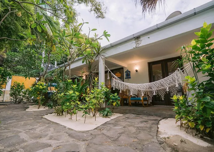 Tir Na Nog Beachfront Resort