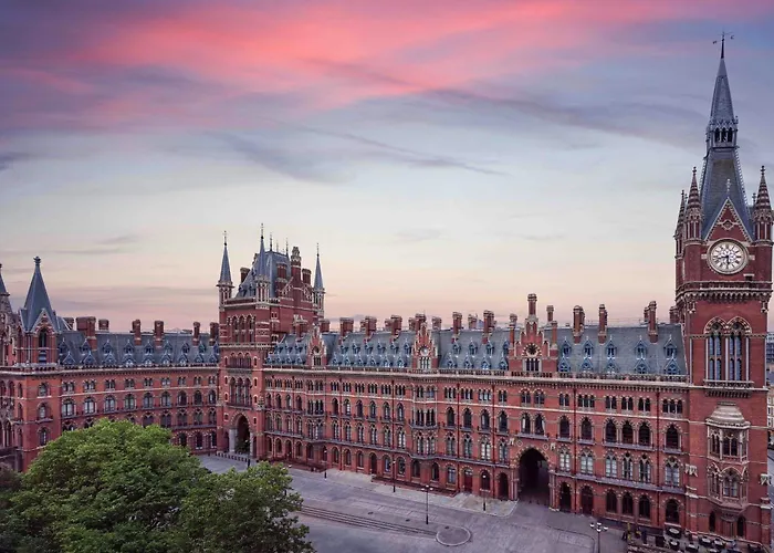 Resort: St Pancras London, Autograph Collection