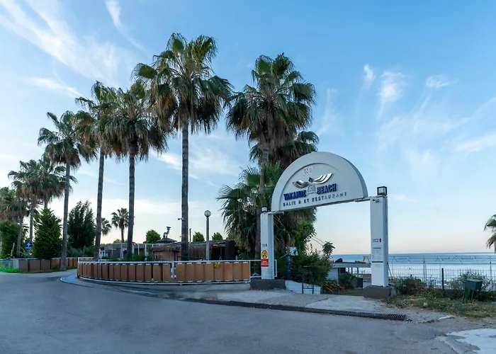 Tourist Hotel