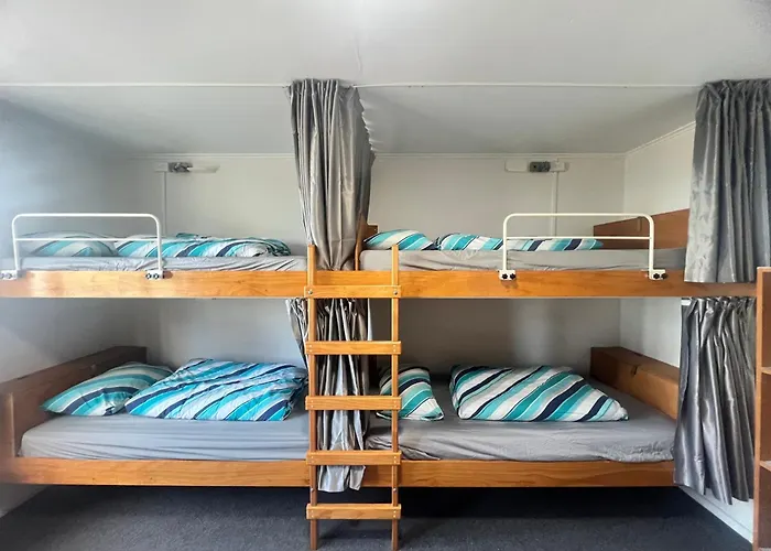 The Hostels Bluewater Lodge