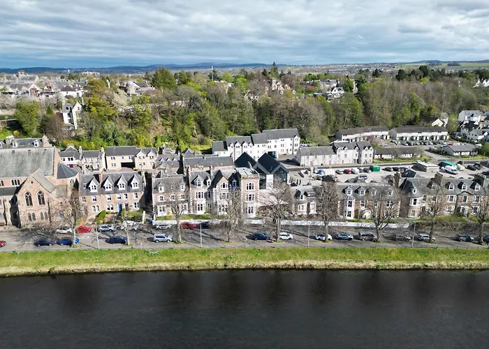 Glen Mhor At Uile-Bheist 'Brewstillery'