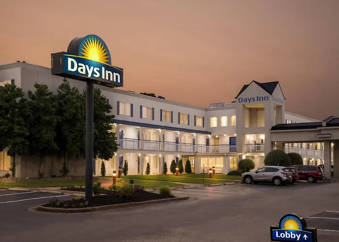 Days Inn By Wyndham /Hamilton Place