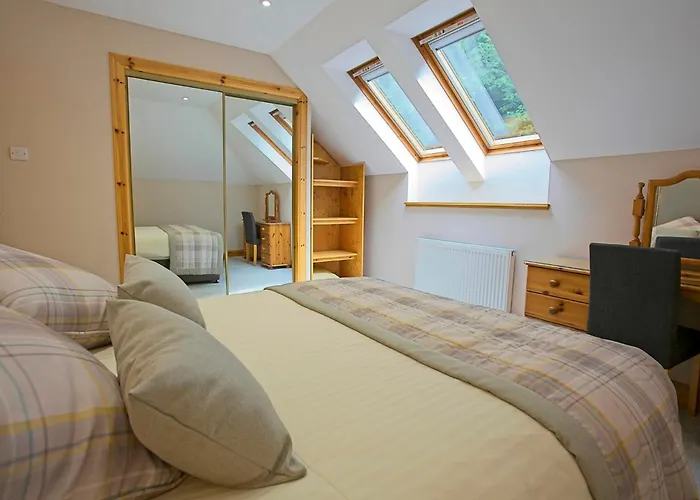 Lochiel Villa Guest House