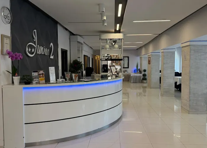 Hotel Junior 2