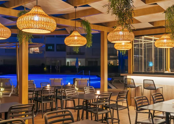 Self Catering : Hotel Pestana Cascais Ocean & Conference Aparthotel
