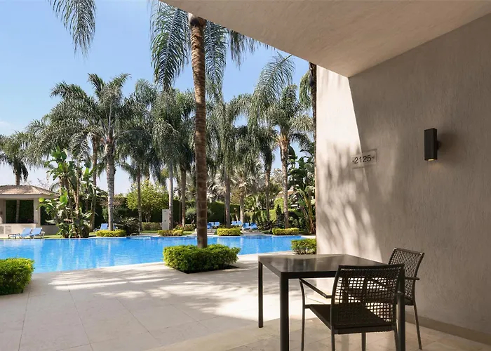  Dusit Thani Lakeview Cairo