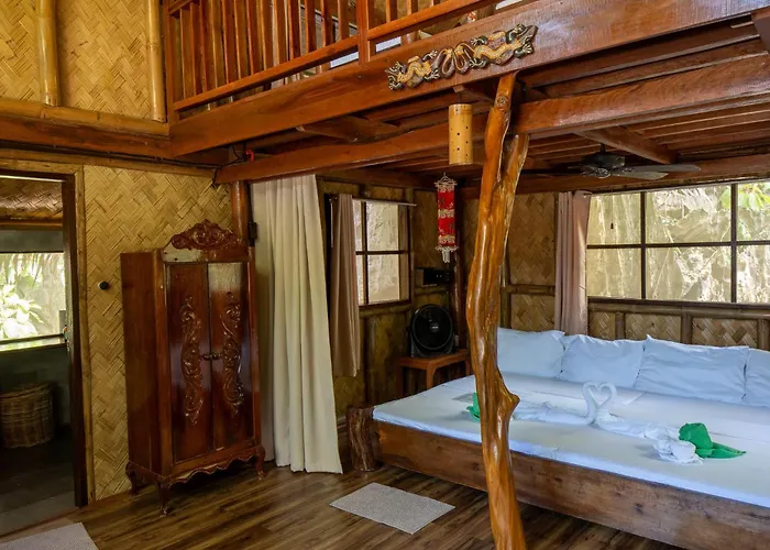 Beach Hotels Sangat Island Dive