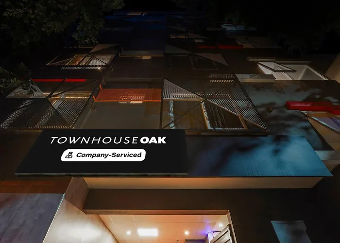 Super Townhouse Oak Indiranagar