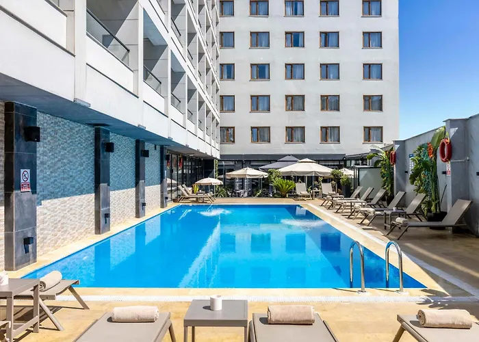 Hot Tub in Room Ramada Plaza Sultanahmet By Wyndham