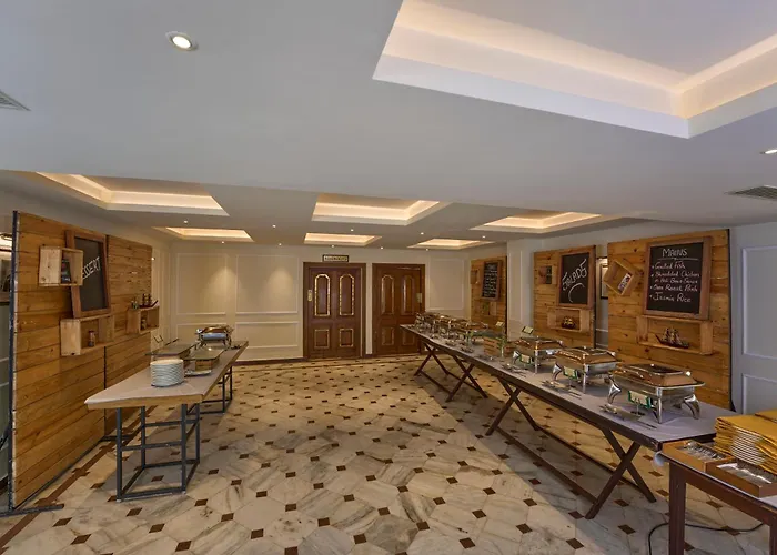 Luxe hotel: Casino Hotel - Cgh Earth, Cochin
