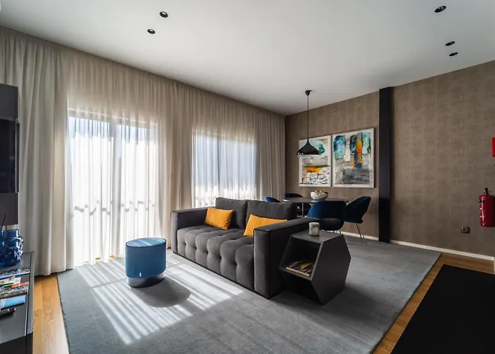 Lux Housing Seculo XXI