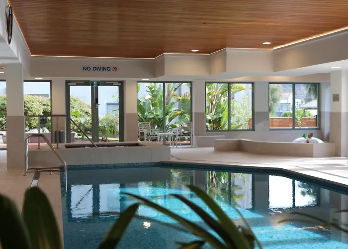 Ping pong hotels Cumberland Lorne Resort