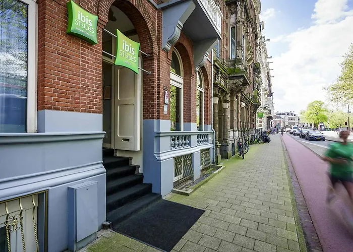  Ibis Styles Amsterdam City
