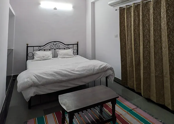 Pension Guide Nandini Paying Guest House