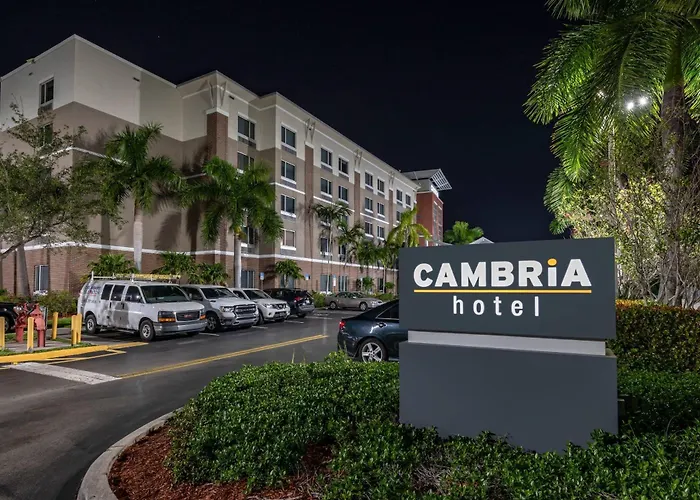 Cambria Ft Lauderdale, Airport South & Cruise Port