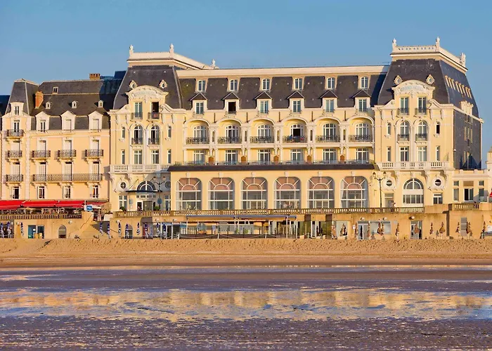 Hôtel pour familles: Le Grand Hotel de Cabourg - MGallery Hotel Collection